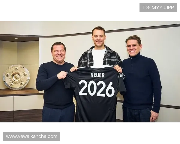 埃贝尔谈诺伊尔小腿不适幸有替补