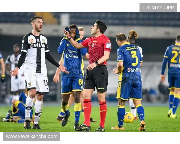 帕尔马对维罗纳意甲直播阵容